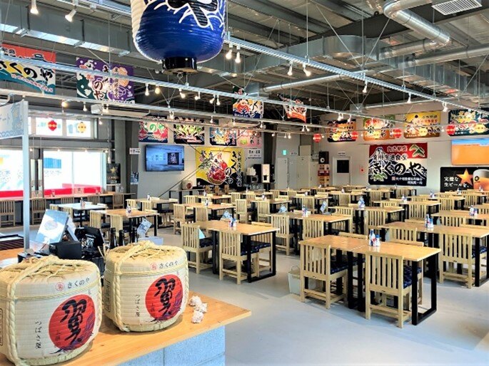 漁港の木板　漁港の看板　店舗ディスプレイ品 南大阪最大級 漁港食堂OPEN【きくのや様】 | 看板デザイナー 池野美紗